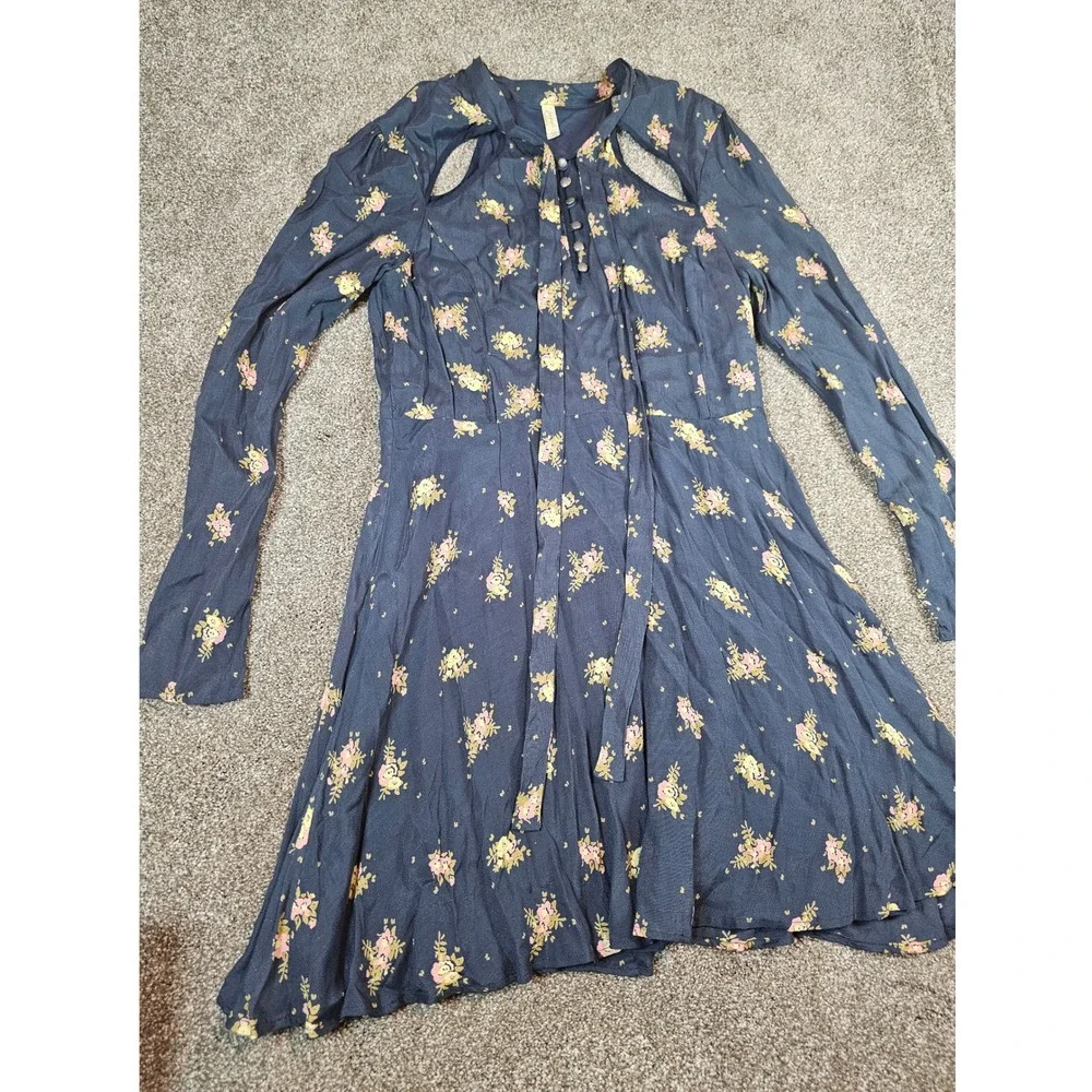 Free People Floral Shoulder Cut Out Mini Dress Navy Blue Long Sleeve Size 8